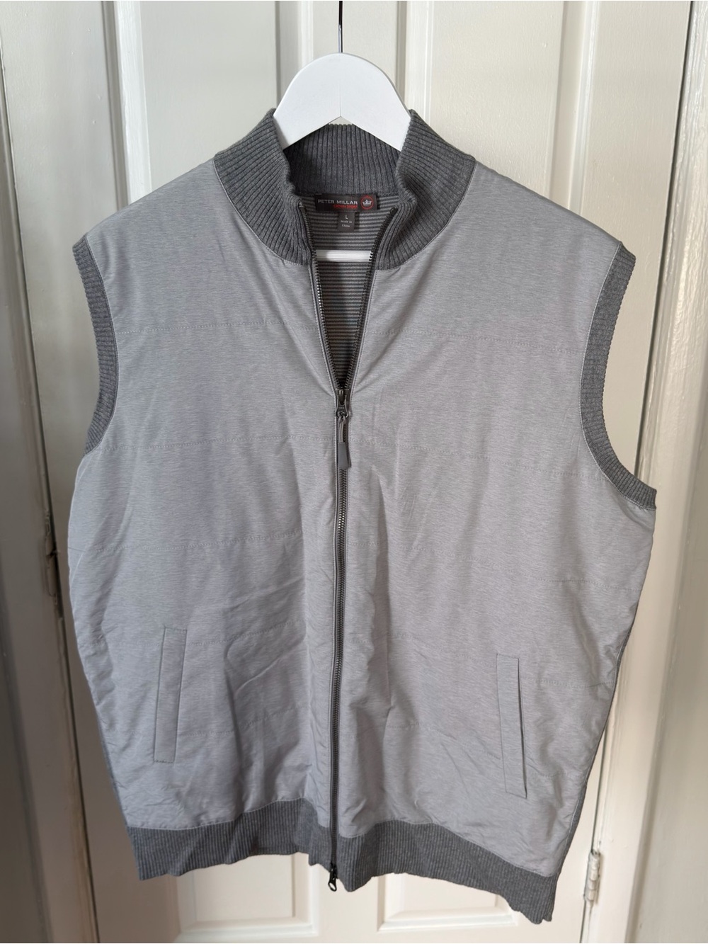 Peter Millar Light Gray Sleeveless Zip Vest with Rib Trim
